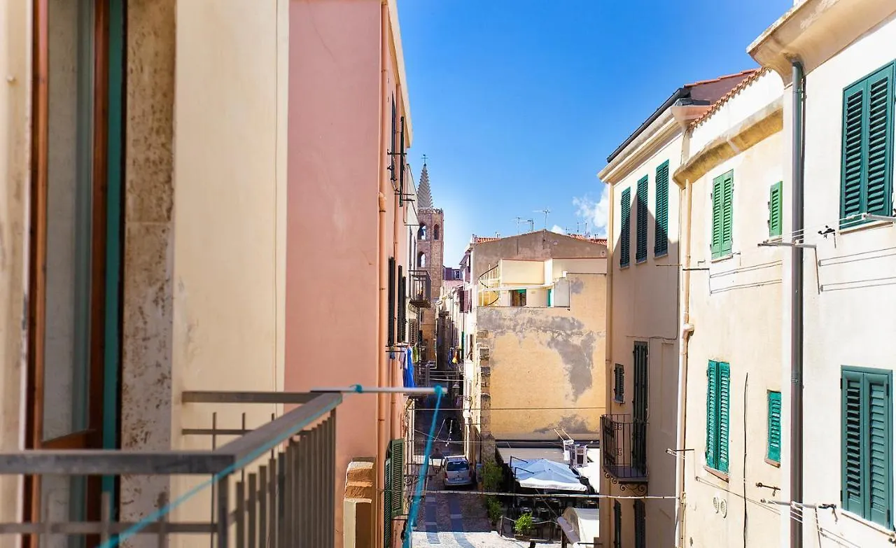 Alghero P.Umberto Old Town